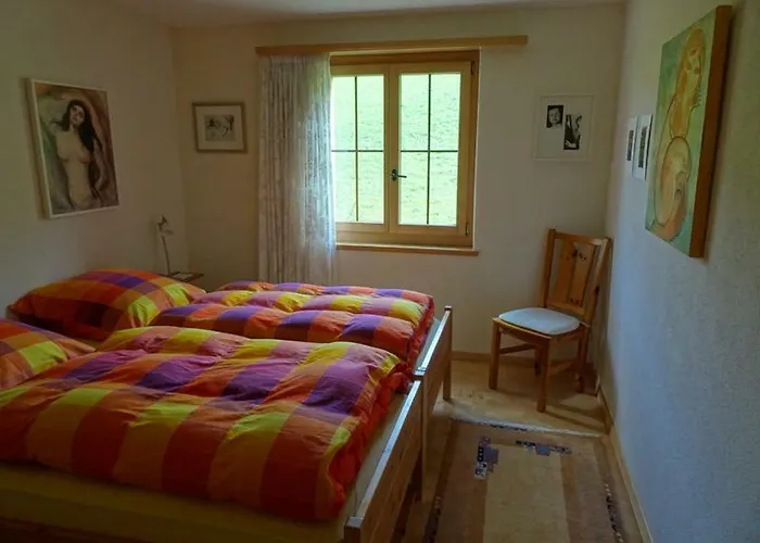 Gadahues 4 Elvers Misanenga - Mit Bad/wc, 54 M2 Fuer Max. 4 Personen Obersaxen