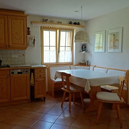 Apartment Gadahues 4 Elvers Misanenga - Mit Bad/wc, 54 M2 Fuer Max. 4 Personen Obersaxen