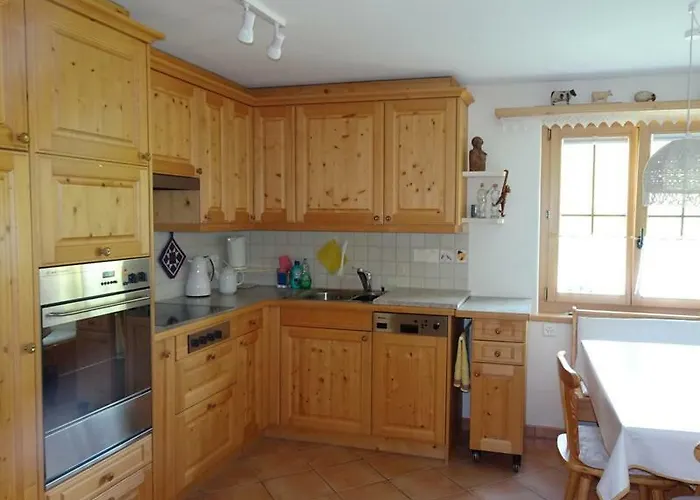 Gadahues 4 Elvers Misanenga - Mit Bad/wc, 54 M2 Fuer Max. 4 Personen Obersaxen