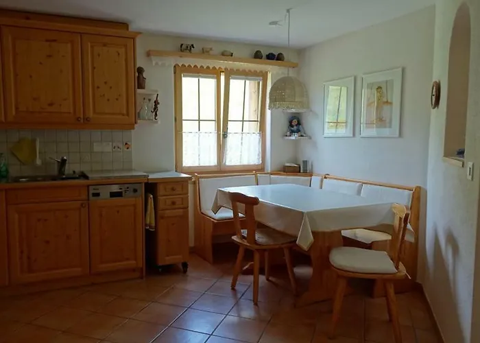 Appartement Gadahues 4 Elvers Misanenga - Mit Bad/wc, 54 M2 Fuer Max. 4 Personen Obersaxen