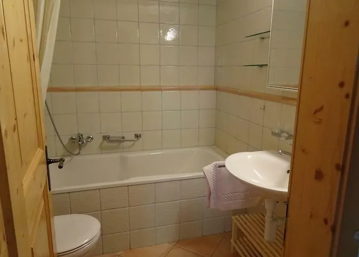 Gadahues 4 Elvers Misanenga - Mit Bad/wc, 54 M2 Fuer Max. 4 Personen * Obersaxen